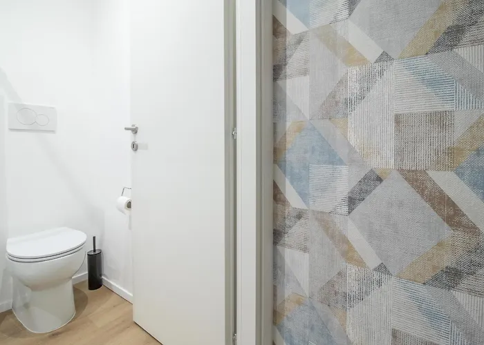 Lion Renting Termini Station 3*